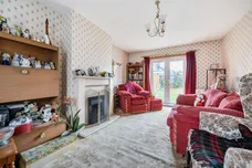 Linden Gardens, Enfield