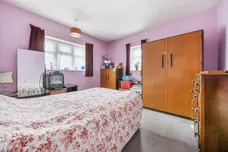 Linden Gardens, Enfield