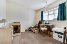 Linden Gardens, Enfield