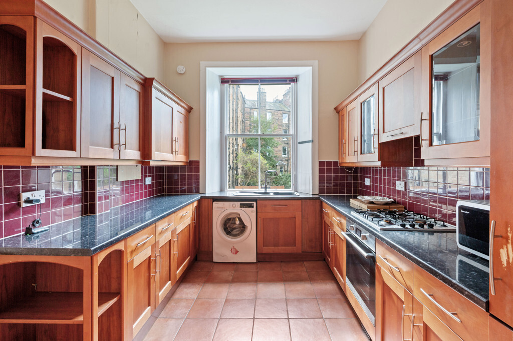 5 (1F2) Comiston Gardens, Morningside, Edinburgh, EH10 5QH Image 8