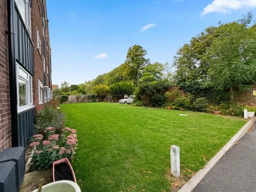 Mulgrave Road, Belmont, SUTTONphoto