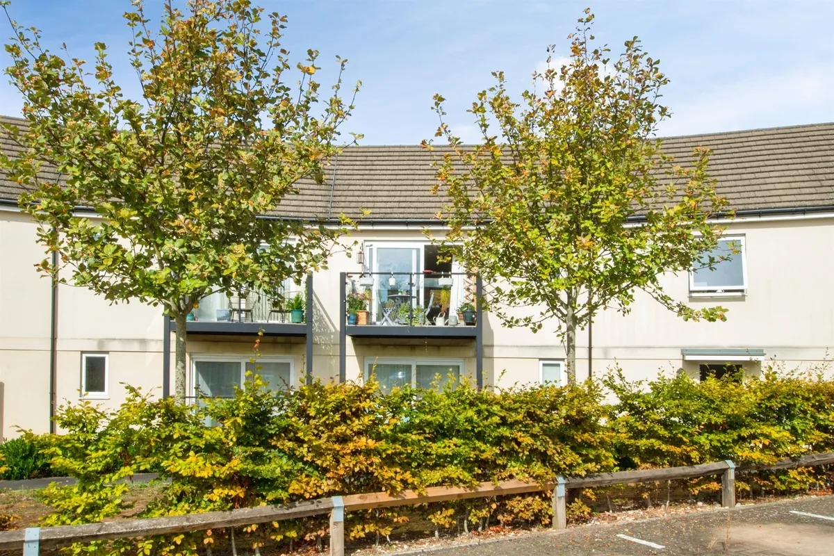 Mcnamara Street, Longhedge, Salisbury