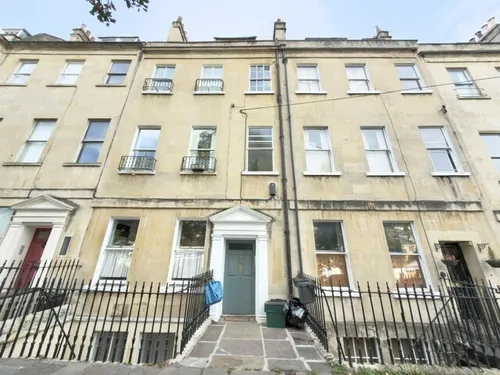 Kensington Place, BATHphoto