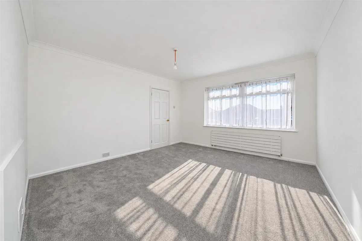 Tile Kiln Lane, Leverstock Green, Hemel Hempstead, Hertfordshire, HP3 8NH