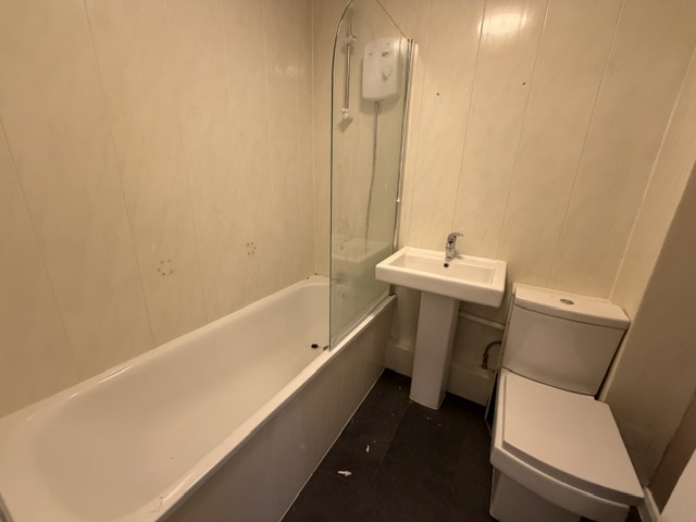 Thorgam Court, Grimsby, DN31 2EU Image 6