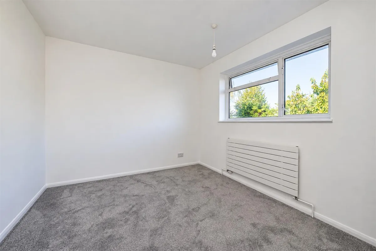 Tile Kiln Lane, Leverstock Green, Hemel Hempstead, Hertfordshire, HP3 8NH