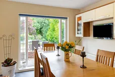 Hale House Lane, Churt, Farnham, GU10 photo 5