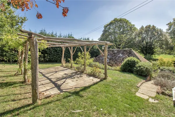 Hinksden Road, Benenden, TN17 photo 12