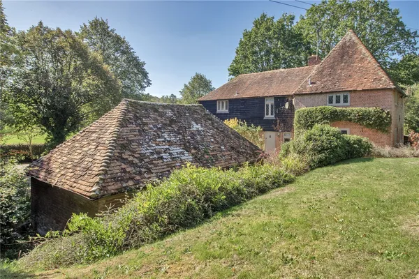 Hinksden Road, Benenden, TN17 photo 14