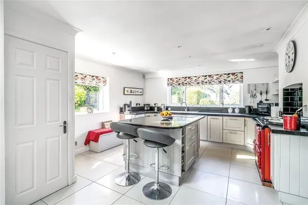 Uvedale Road, Limpsfield, RH8 photo 4