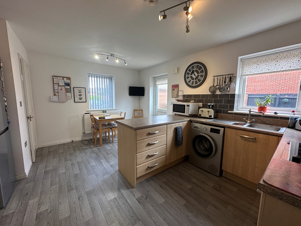 Elder Road, Grimsby, DN34 4GE Image 4