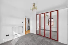 Endwell Road, London