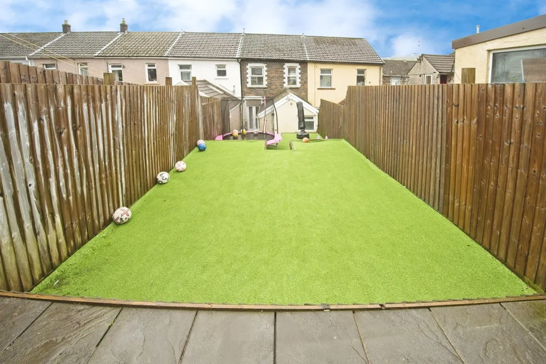 Property photo 8