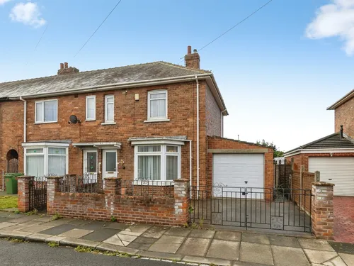 Warwick Crescent, Billinghamphoto