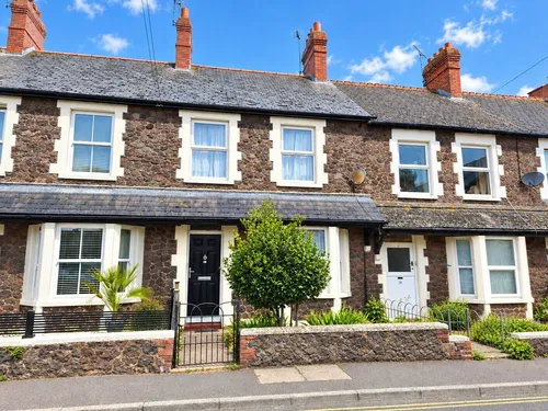 Summerland Road, Mineheadphoto