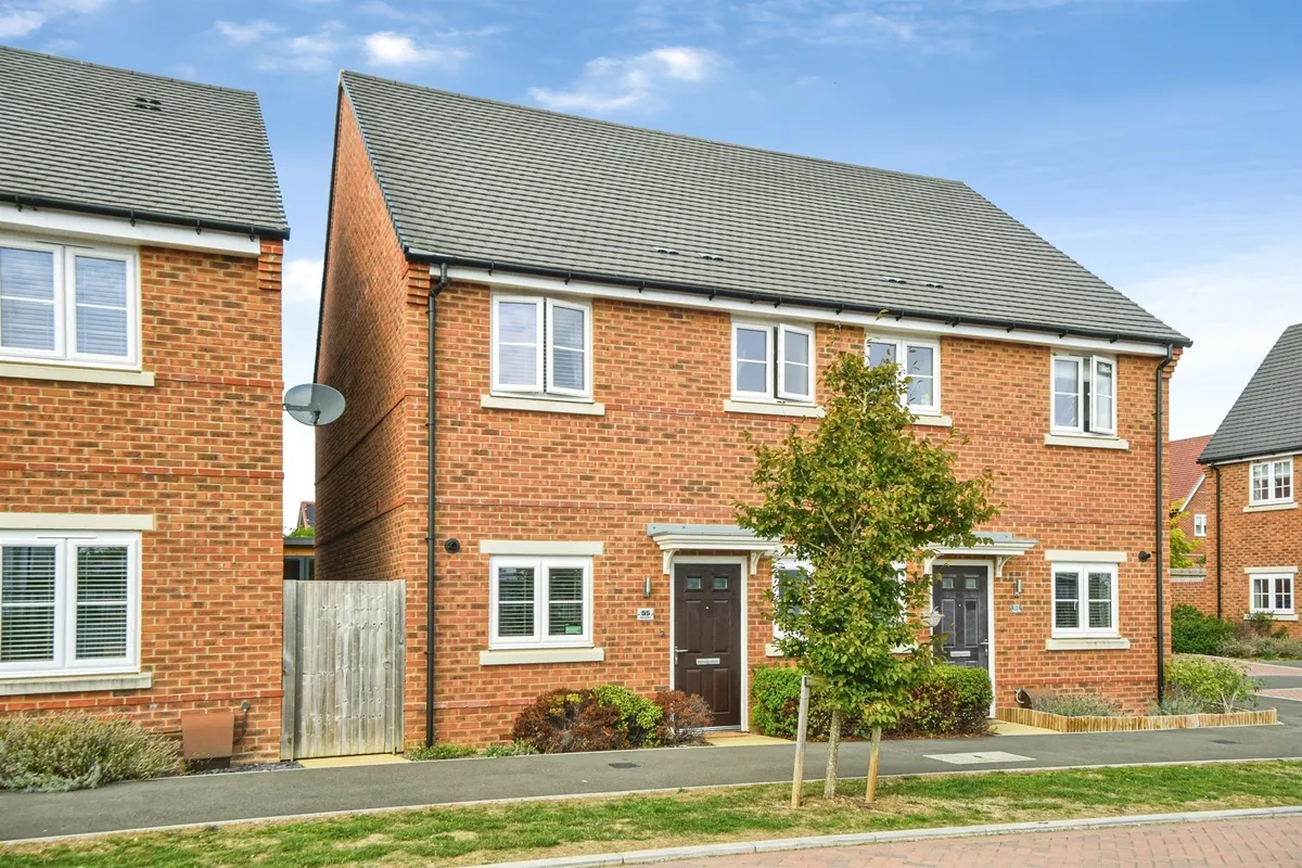 Raven Way, Shrivenham, Swindon