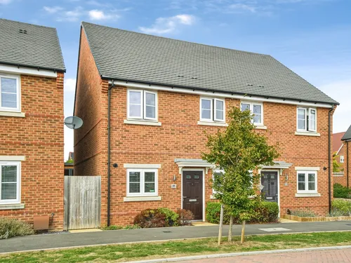 Raven Way, Shrivenham, Swindonphoto