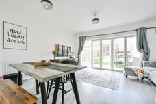 Raven Way, Shrivenham, Swindon