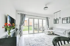 Raven Way, Shrivenham, Swindon