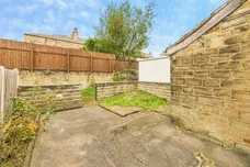 Northfield Place, Dewsbury