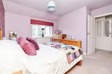 Clusterbolts, Stapleford, Hertford