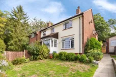 Clusterbolts, Stapleford, Hertford