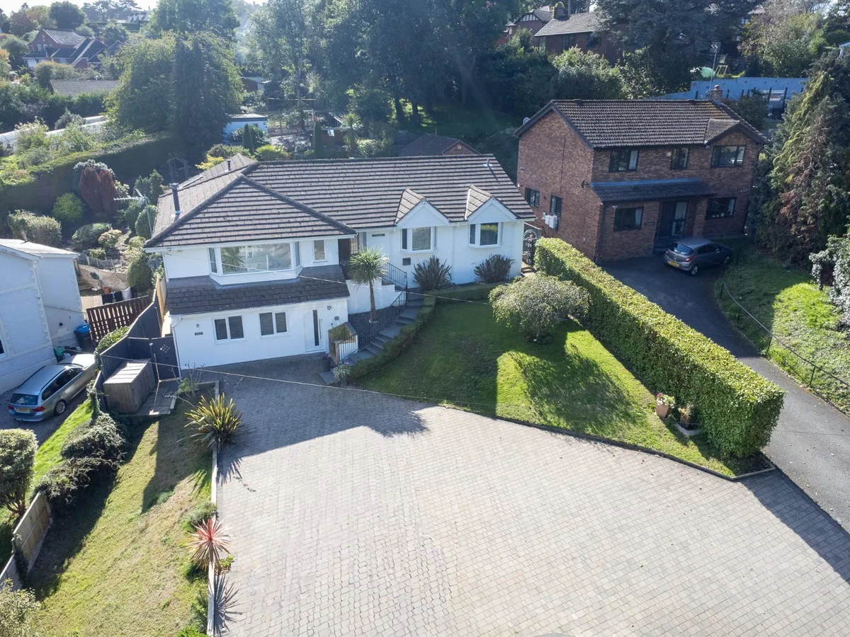 Old Highway, Colwyn Bay, Conwy, LL28