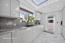 Firswood Avenue, Epsom