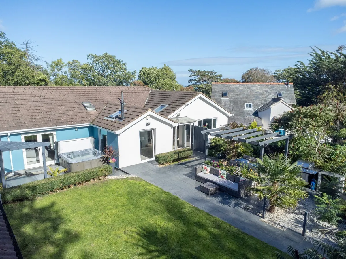 Old Highway, Colwyn Bay, Conwy, LL28