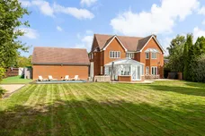 Oakland Close, Horsham, RH13 photo 22