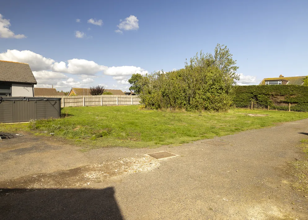 Property carousel item 22