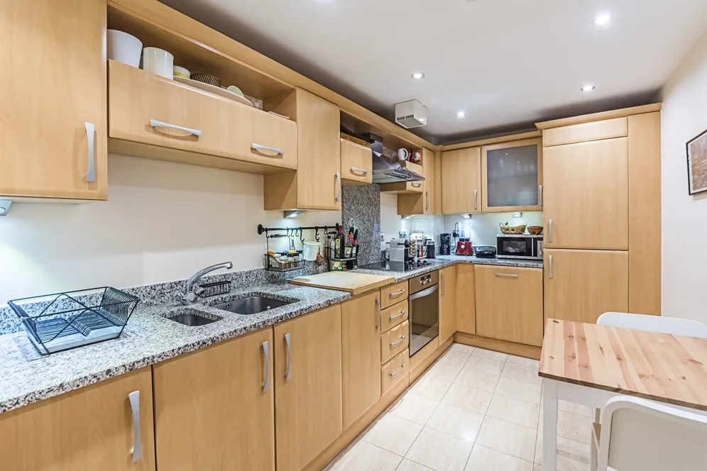 Montaigne Close London SW1P photo 3