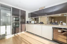 Pump House Crescent London TW8 photo 6