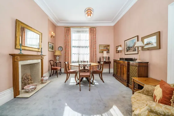 Westmoreland Place, London, SW1V photo 8