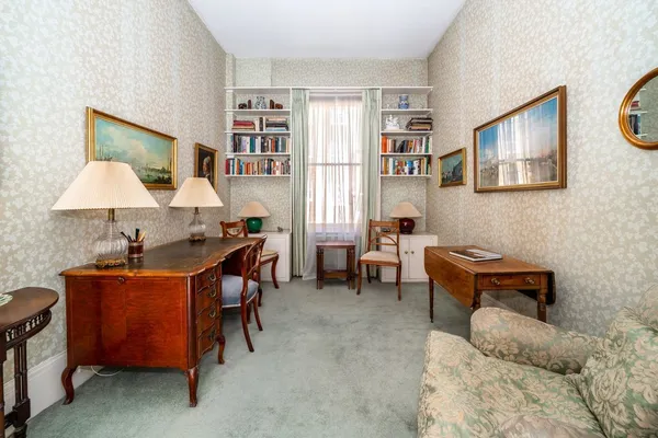 Westmoreland Place, London, SW1V photo 9