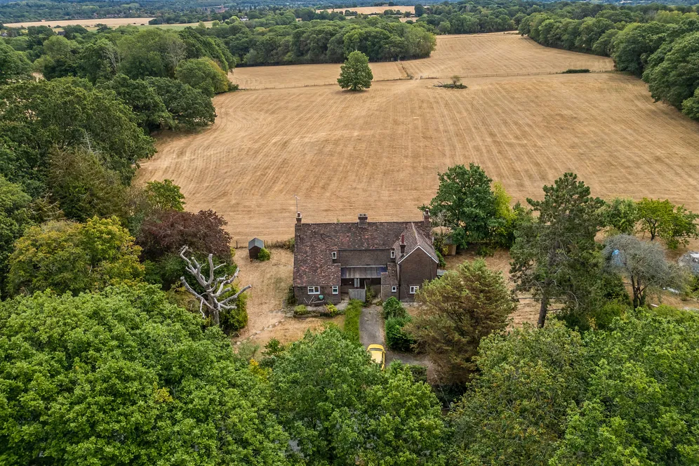 Bashurst Hill, Horsham, RH13 photo 13
