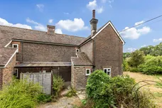 Bashurst Hill, Horsham, RH13 photo 28