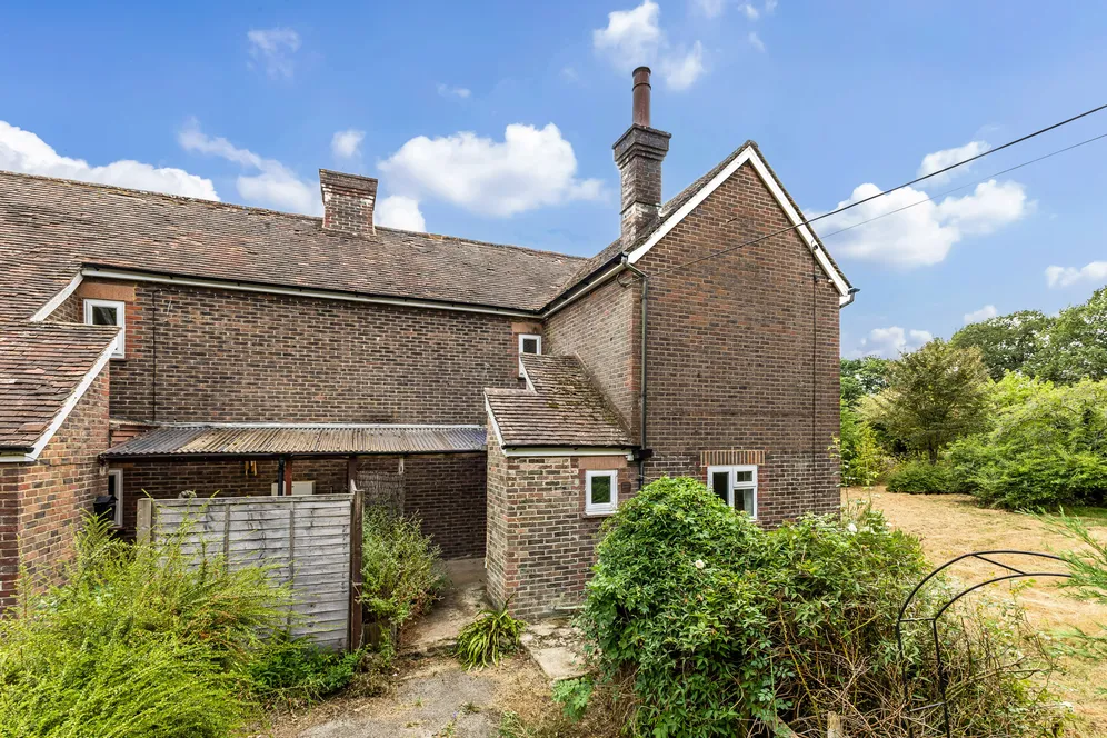 Bashurst Hill, Horsham, RH13 photo 28