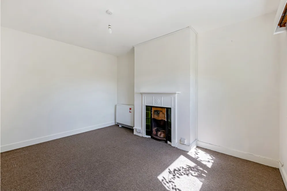 Bashurst Hill, Horsham, RH13 photo 30
