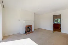 Bashurst Hill, Horsham, RH13 photo 36