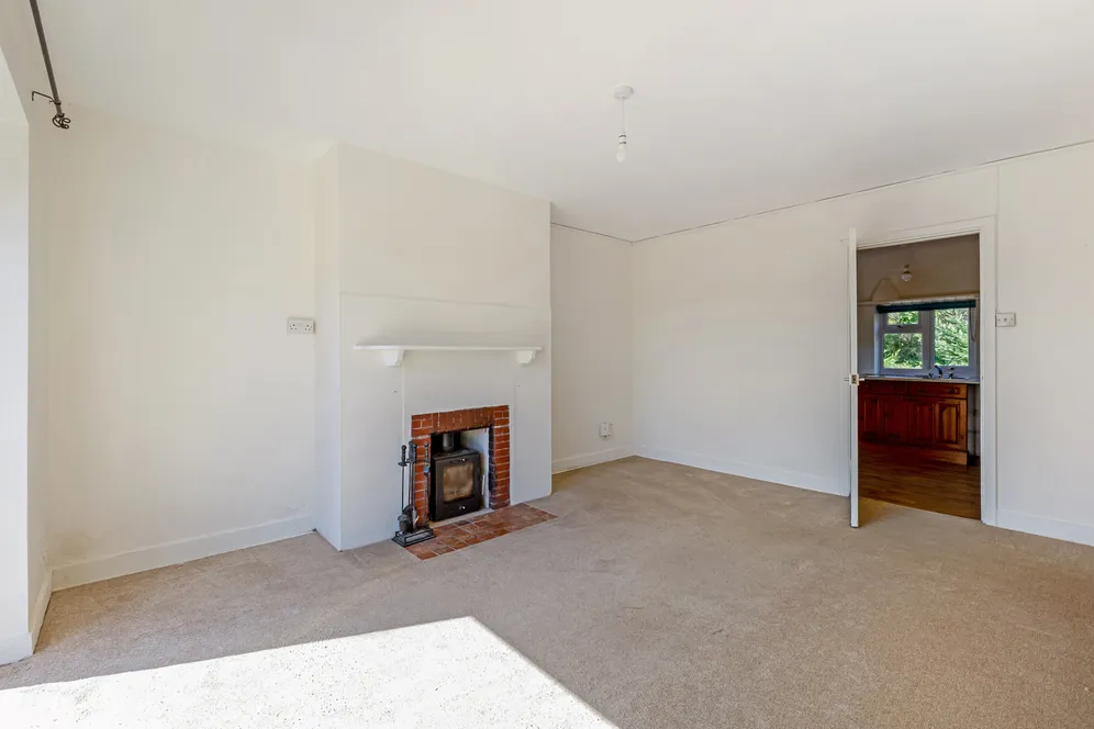 Bashurst Hill, Horsham, RH13 photo 36