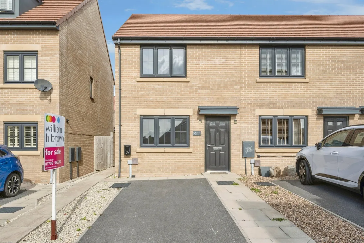 Wisteria Close, Thurnscoe, Rotherham