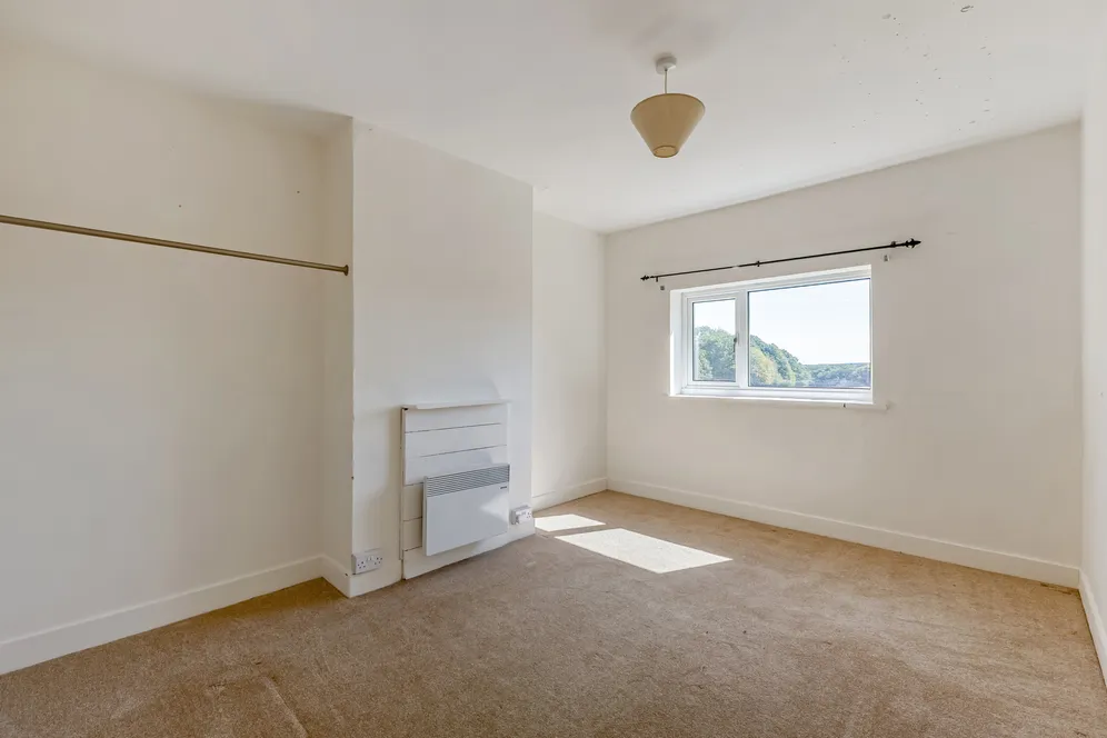 Bashurst Hill, Horsham, RH13 photo 41