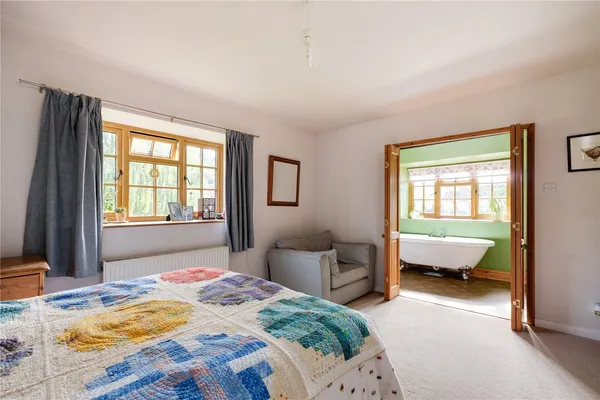 Middle Ridge Lane, Corton Denham, DT9 photo 9