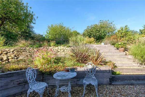 Middle Ridge Lane, Corton Denham, DT9 photo 17