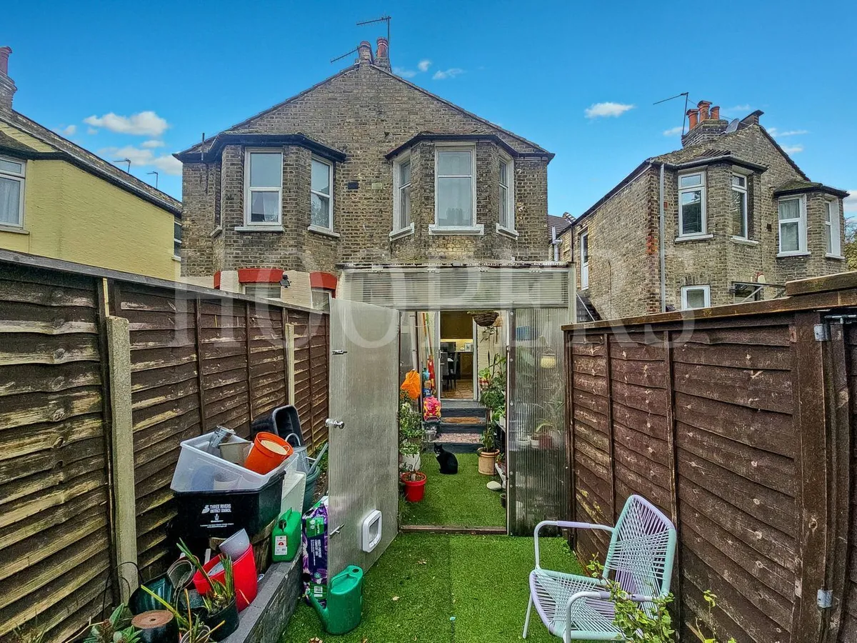 Drayton Road, London, NW10