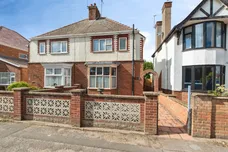 Neville Avenue, Spalding