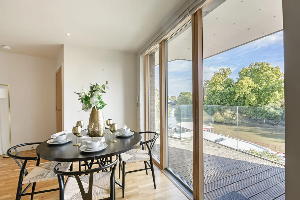 Kew Bridge Road, Brentford, TW8 photo 4