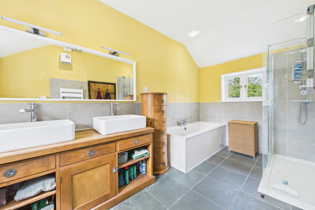 Blyford, Halesworth Image 23