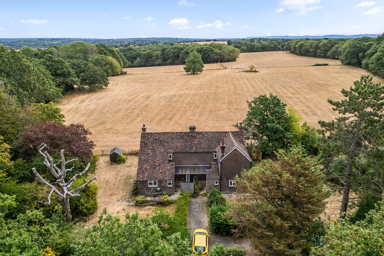 Bashurst Hill, Horsham, RH13 photo 1